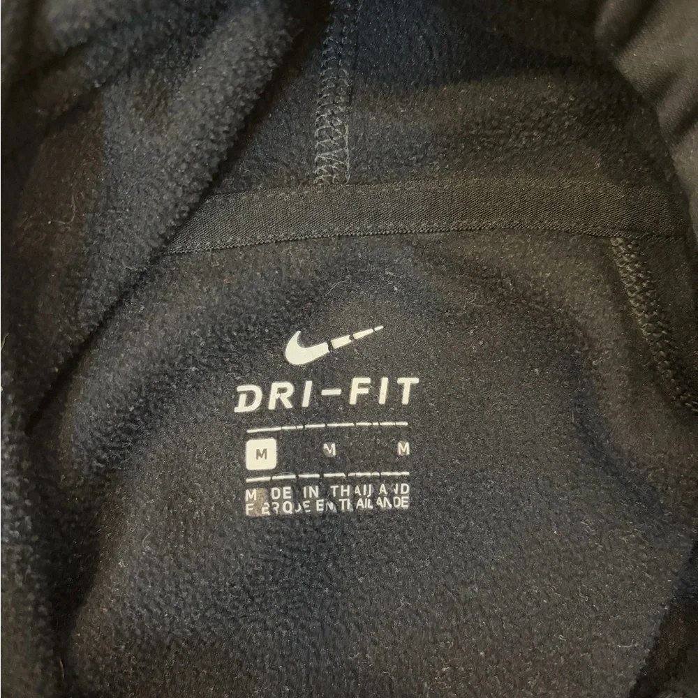 Nike Women’s Pullover Black Hoodie - Picture 4 of 4